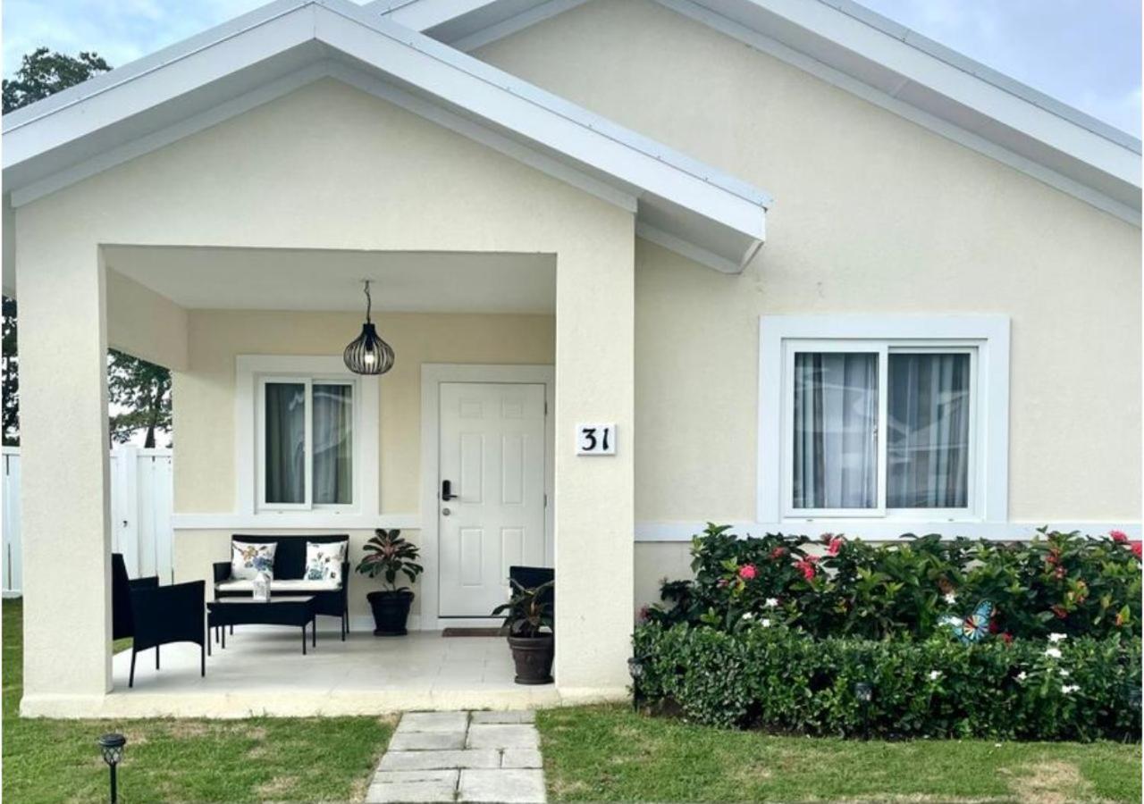 Seashore Vacation Home, Oceanpointe, Lucea, Jamaica Exteriér fotografie